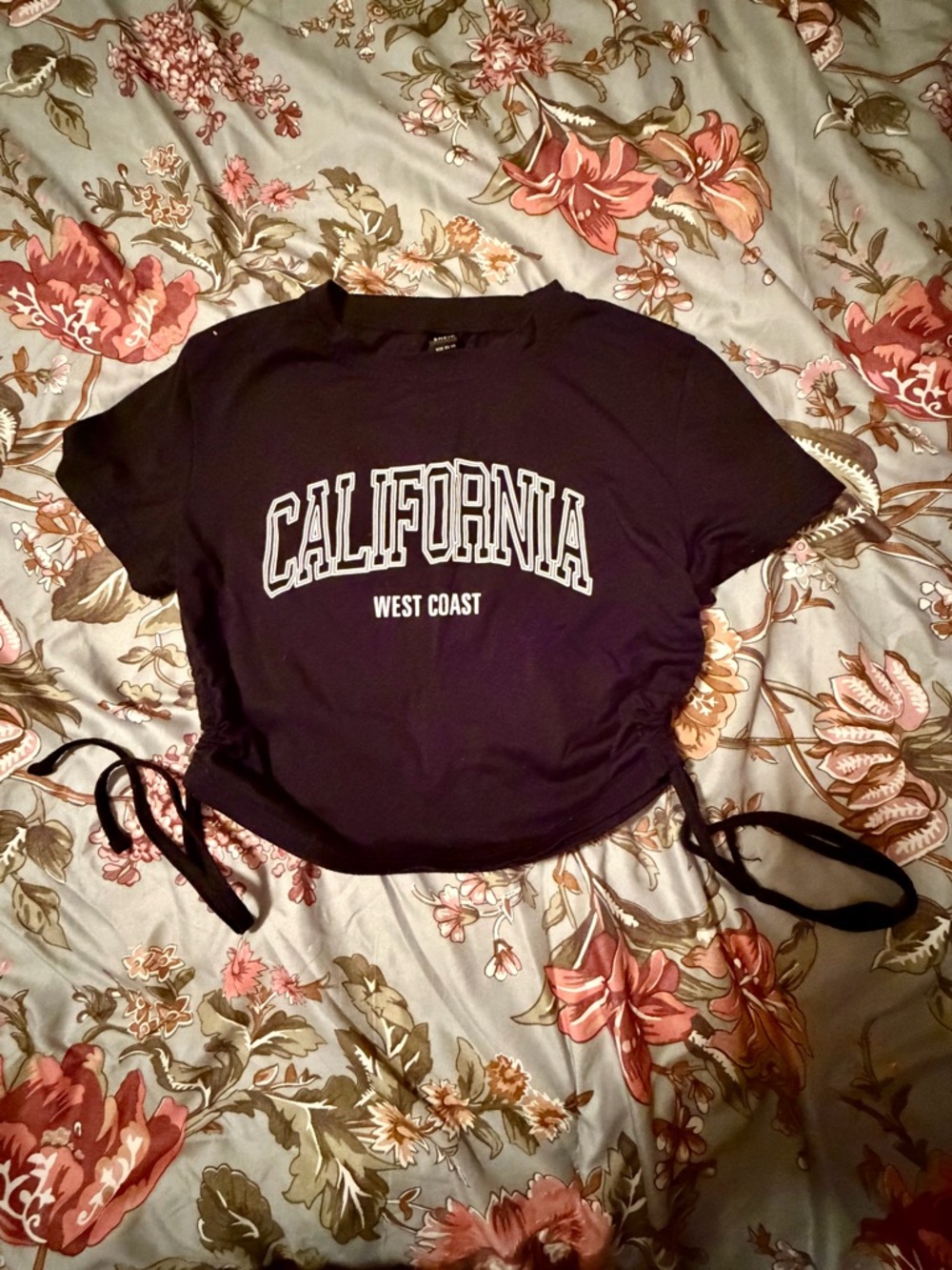 SHEIN Black 'CALIFORNIA' Graphic Crop Tee with Side Ties
